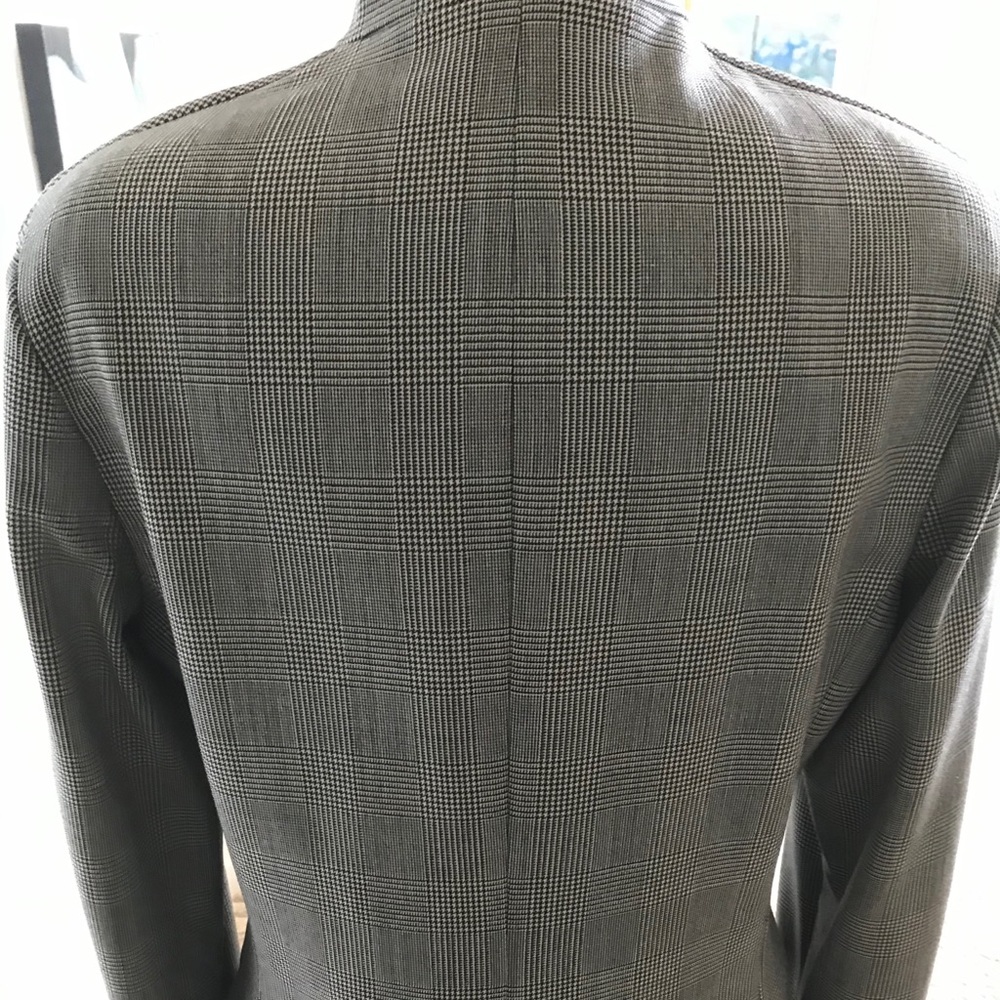 Jacket - Picture 2 of 5